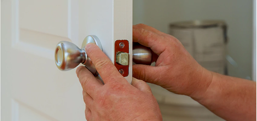 AAA Locksmiths For lock Replacement in Bonita, California